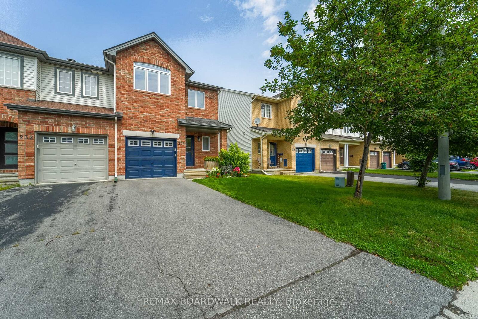 Property Photo:  234 Opus Street  ON K2S 0J1 
