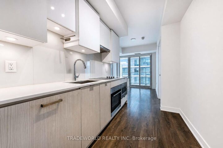 Property Photo:  99 Broadway Avenue 2308  ON M4P 0E3 
