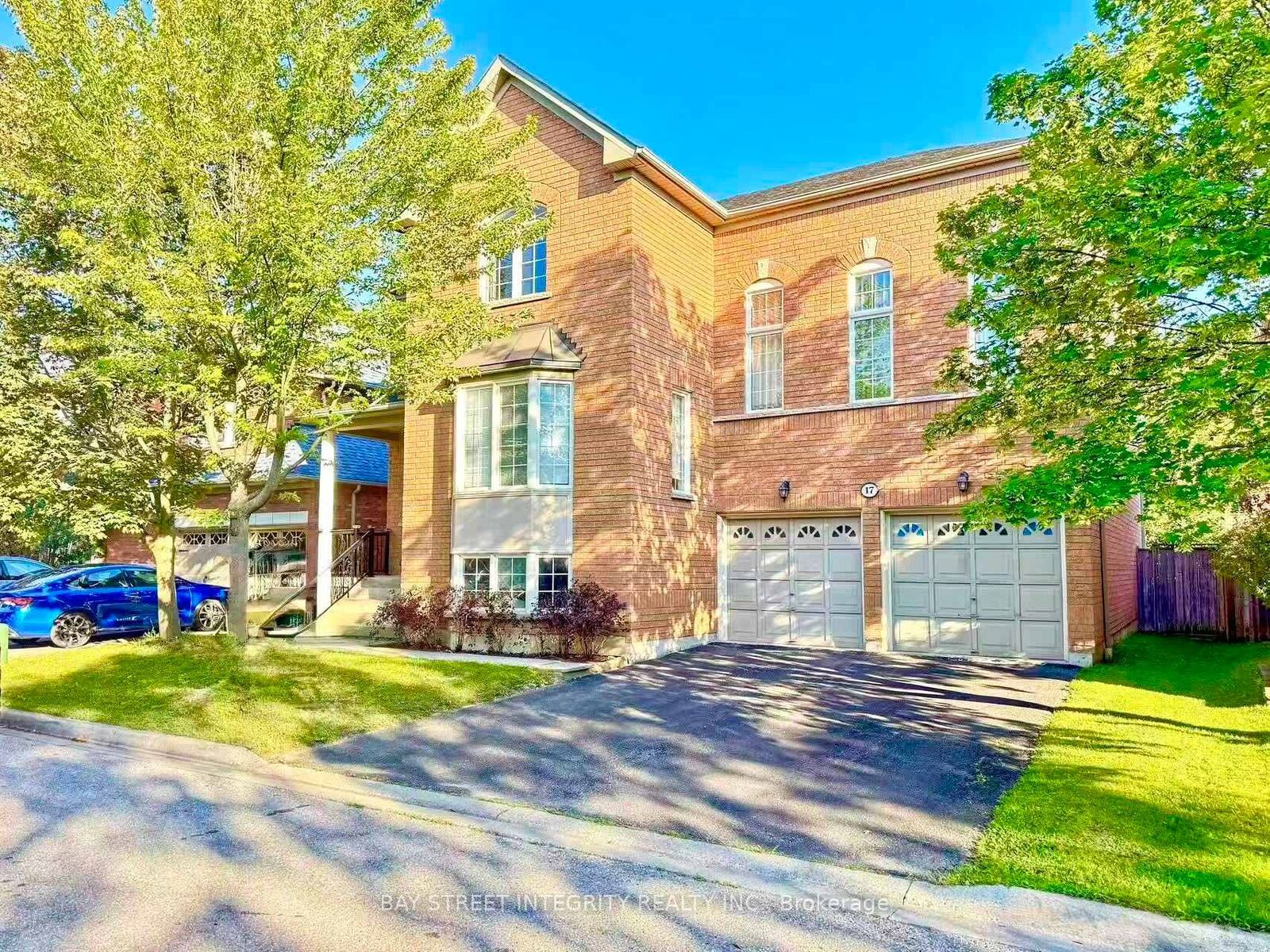 Property Photo: 17 Weston Crescent ON L1T 0C7