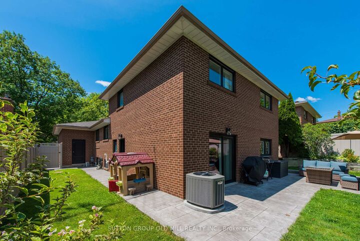 Property Photo: 85 Bonnyview Drive ON M8Y 3G7