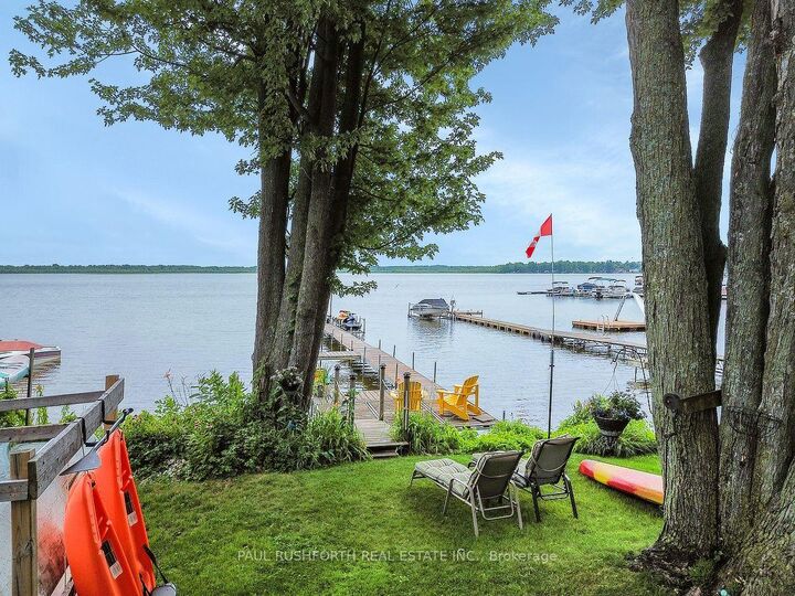 Property Photo:  172 Richards Lane  ON K7C 3P1 
