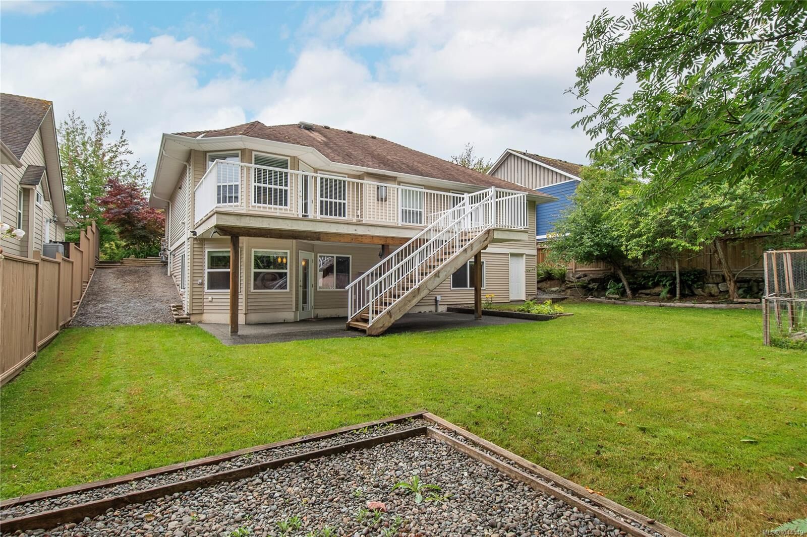 Property Photo: 228 Maryland Rd BC V9W 8H5