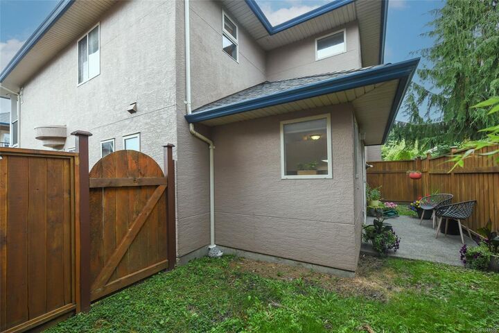 Property Photo: 720 Aspen Rd #107 BC V9M 3Y4