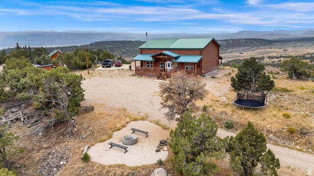 Property Photo:  45257 W Bandanna Dr N  UT 84027 