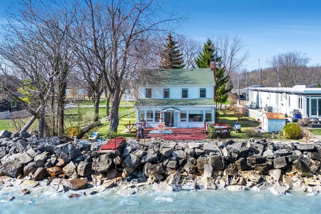 Property Photo:  1247 Heritage Road  ON N9Y 2E6 