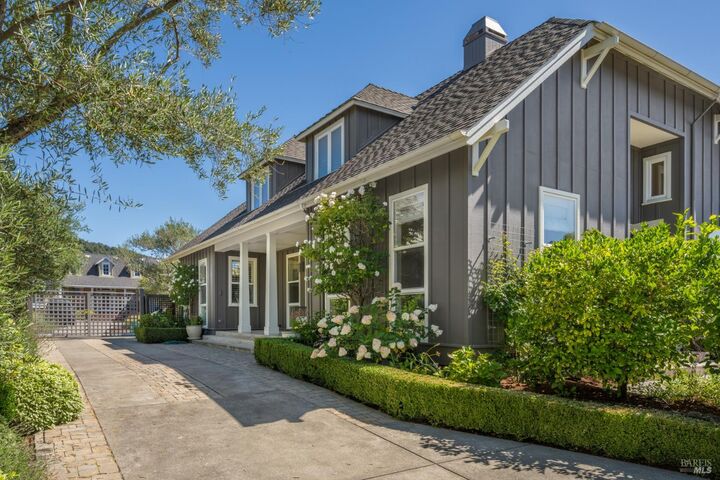 Property Photo: 425 Lucca Court CA 95476