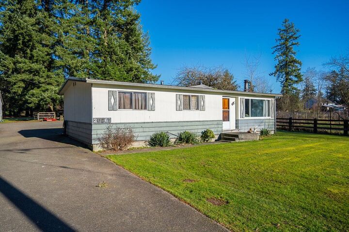 Property Photo: 26267 64 Avenue BC V4W 1M3