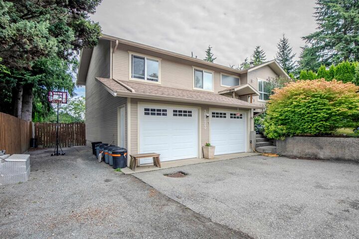 Property Photo: 35073 Ewert Avenue BC V2V 6S7