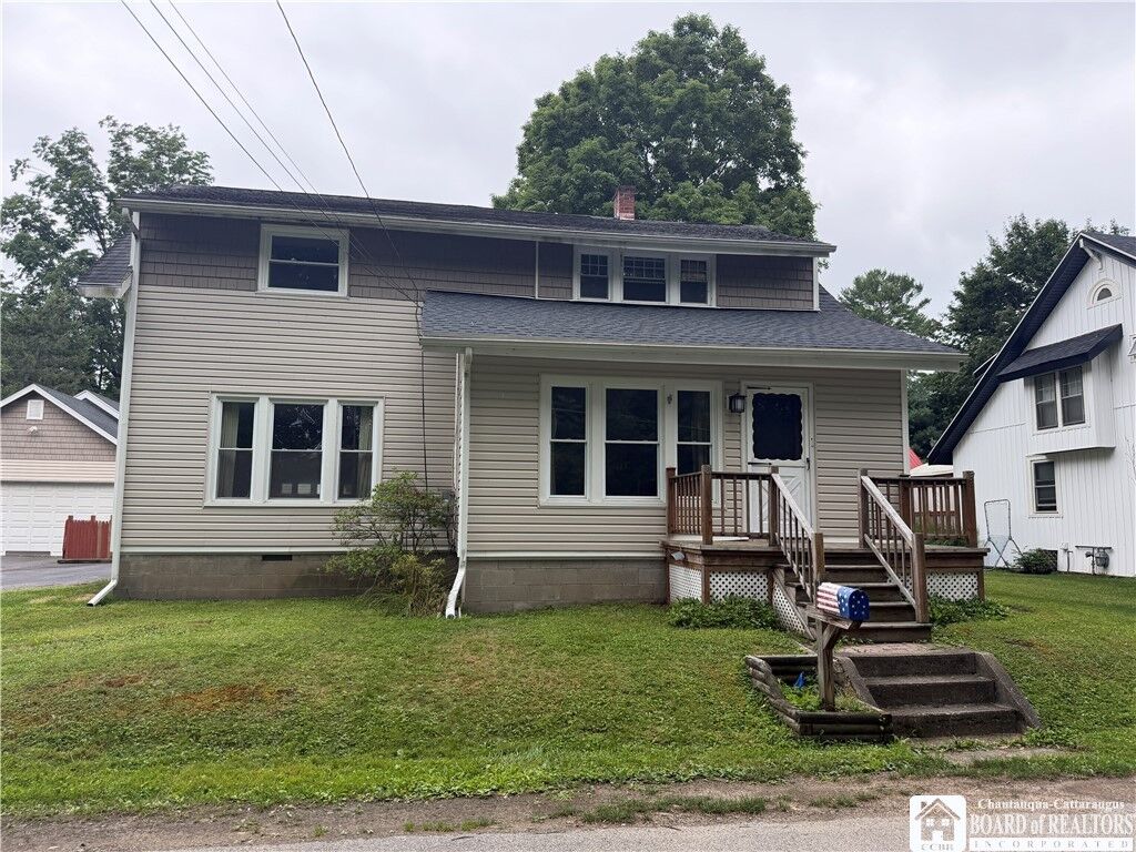 Property Photo:  6 Crescent Avenue  NY 14750 