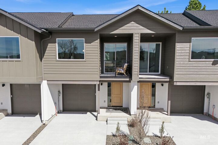 Property Photo:  510 Diamond Ln.  ID 83617 