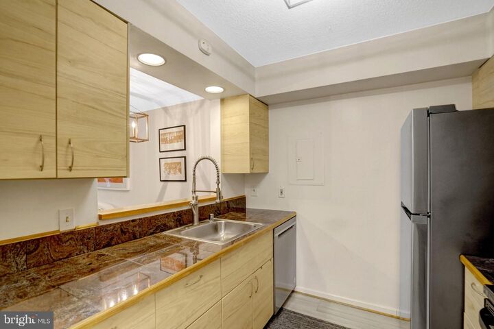 Property Photo: 2111 Wisconsin Avenue NW 108 DC 20007