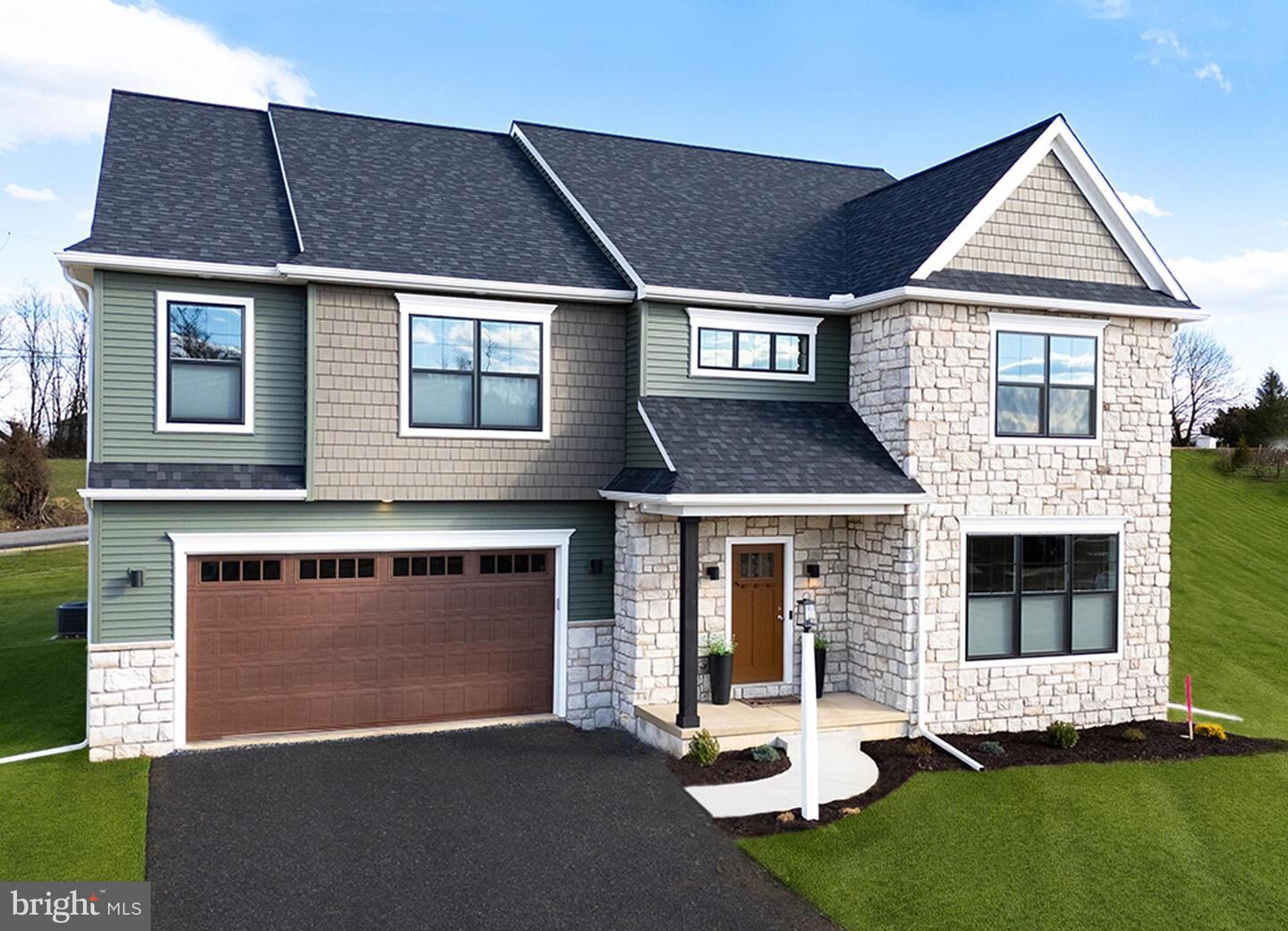 Property Photo: 447 Parkside Way PA 17543