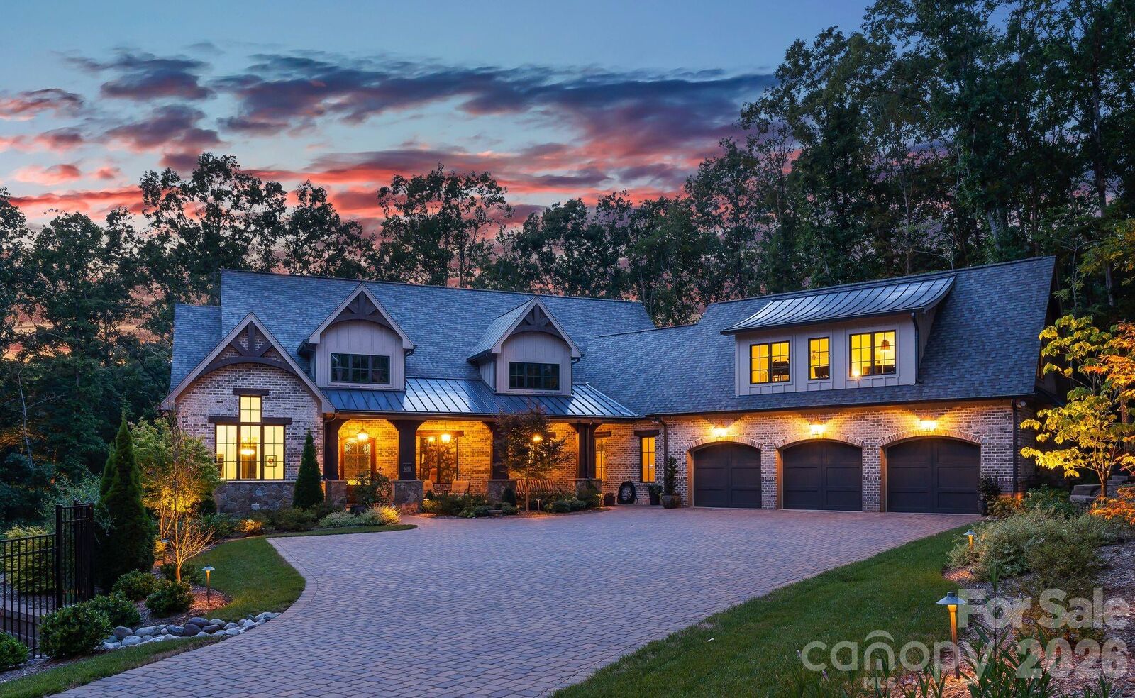 Property Photo:  8921 Island Point Road  NC 28278 