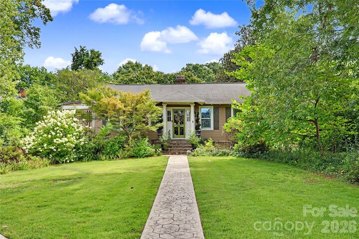 Property Photo:  2527 Sharon Road  NC 28211 