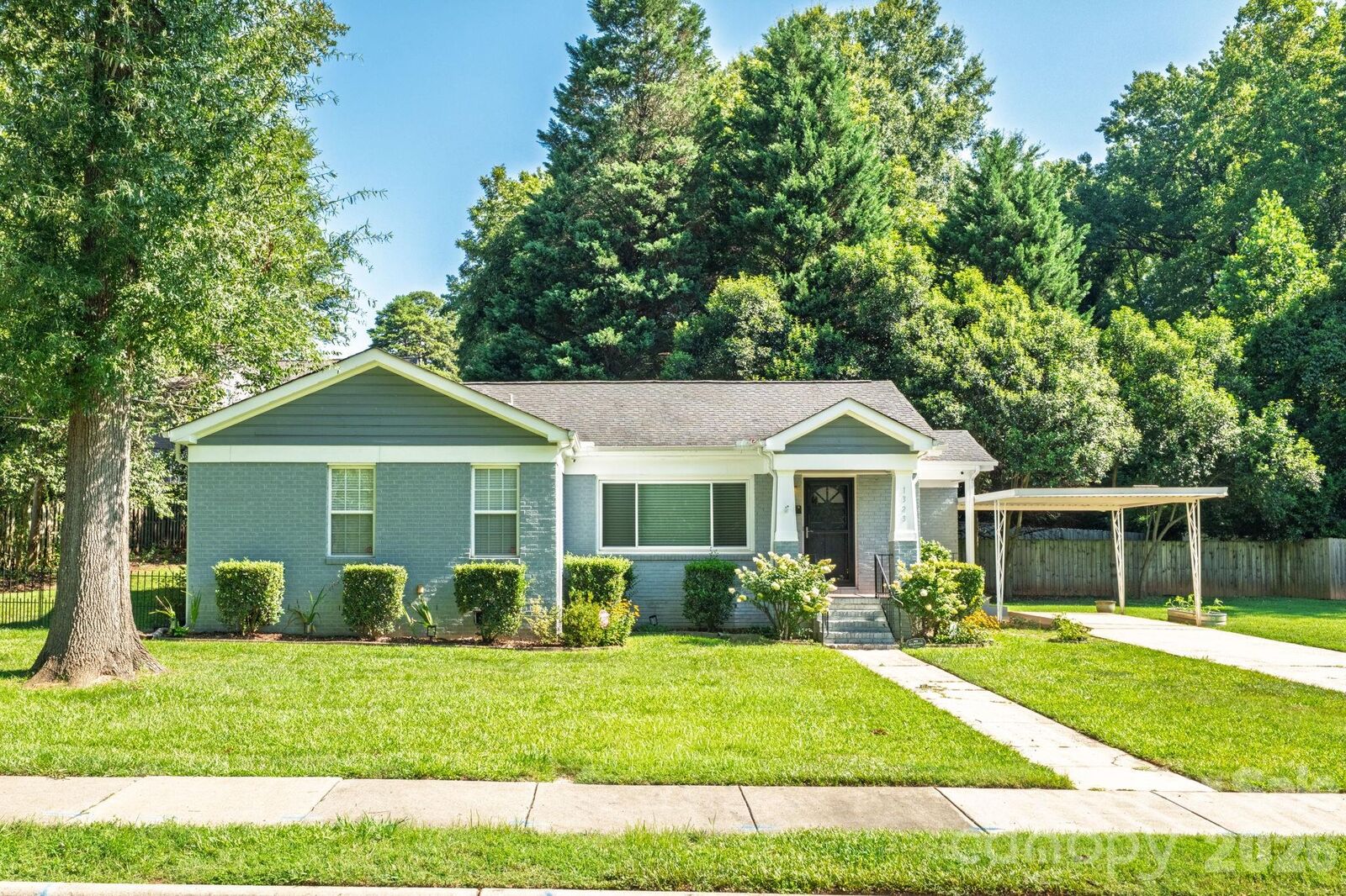 Property Photo:  1323 Carolyn Drive  NC 28205 