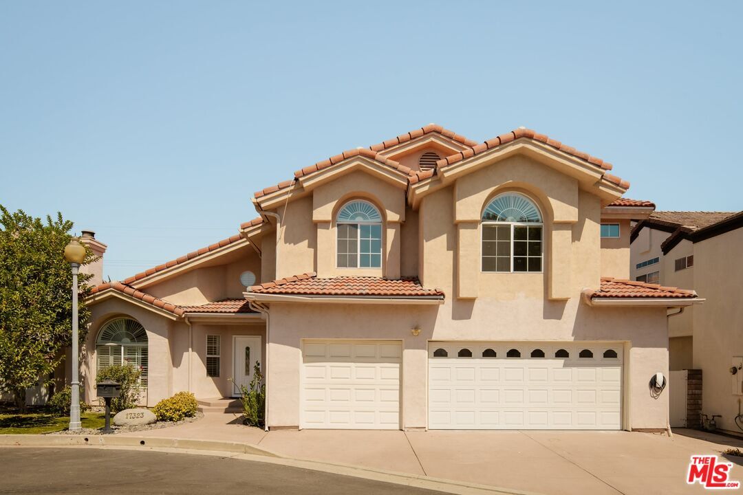 Property Photo: 17323 San Jose St CA 91344