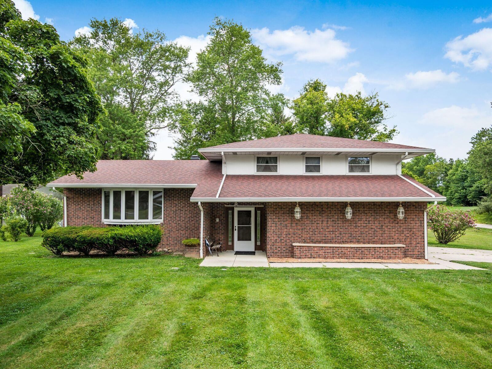 Property Photo: 159 Pickway Street OH 43015