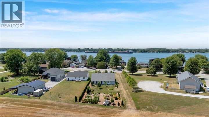 Property Photo: 3894 St Clair Parkway ON N0P 2B0