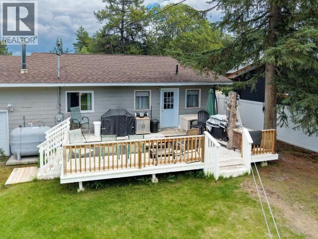 Property Photo:  142 Rainbow Road  YT Y1A 5K1 