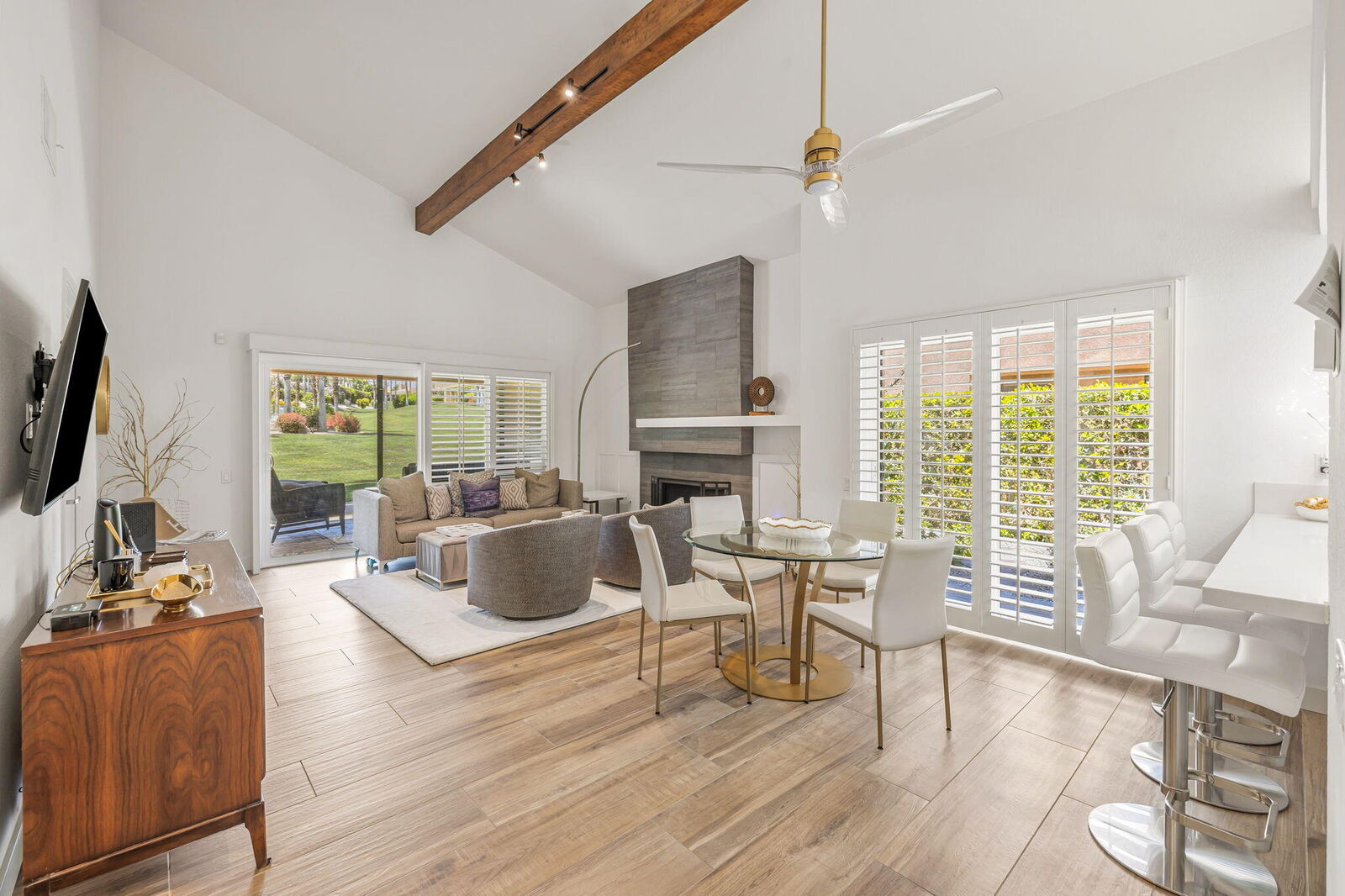 Property Photo:  49161 Mariposa Drive  CA 92260 