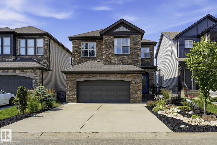 3 Garneau Gate — photo 1