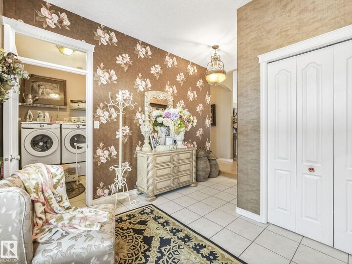 Property Photo:  51 Kendall Crescent  AB T8N 7C2 