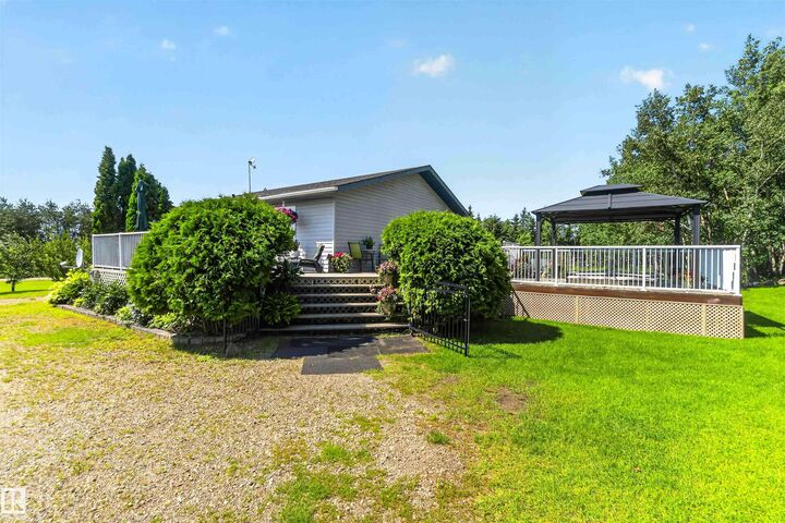 Property Photo: 56420 Rge Rd 231 AB T0A 1N0