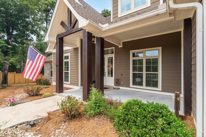 Property Photo:  12 Pinehill  MS 39402 