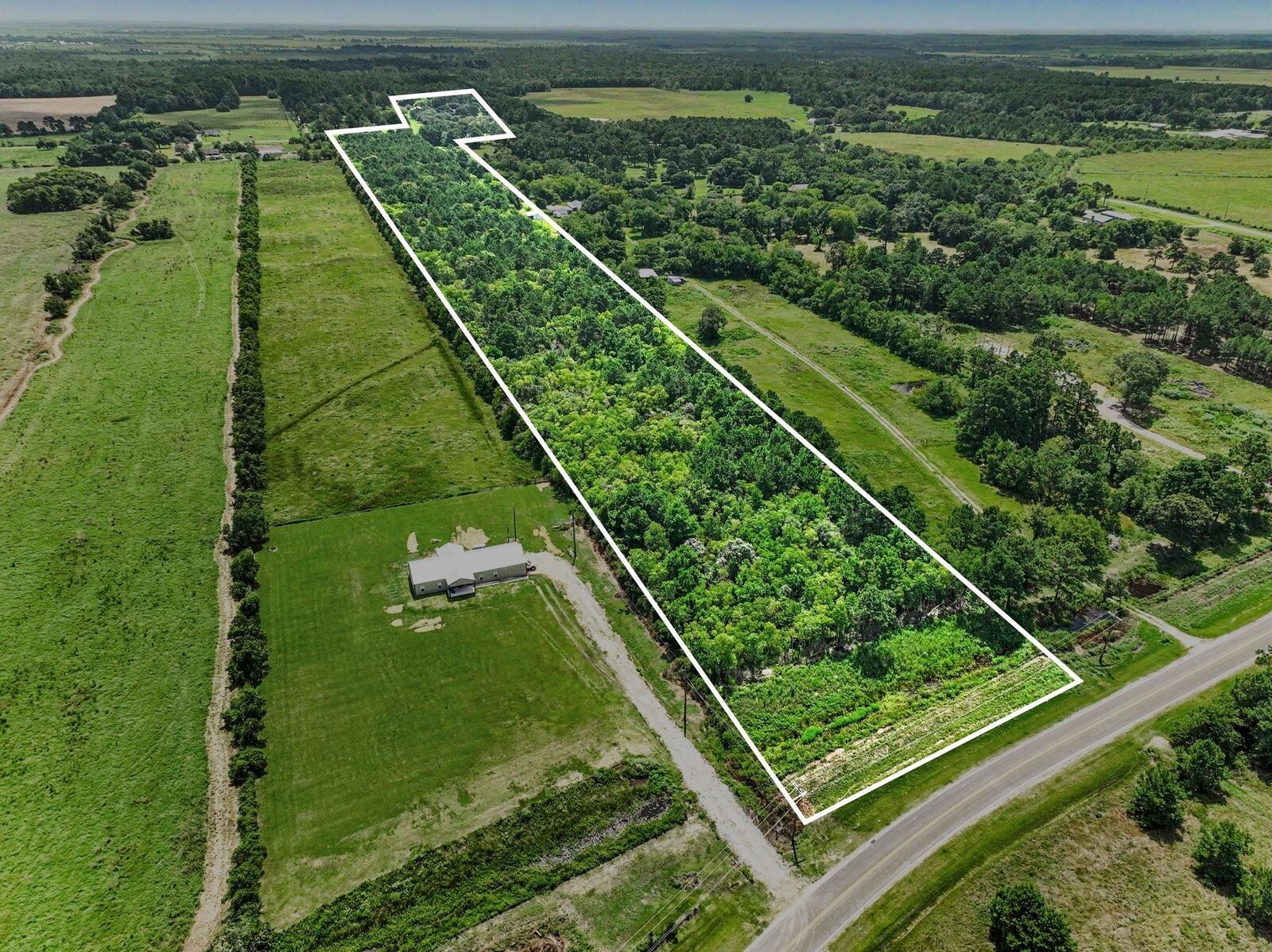 Property Photo:  0016 S Main  TX 77514 