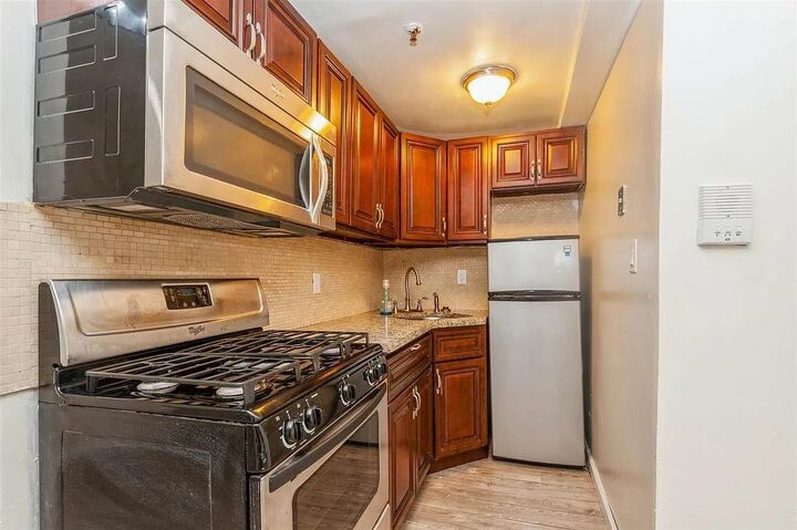 Property Photo:  513 Monroe St 2  NJ 07030 
