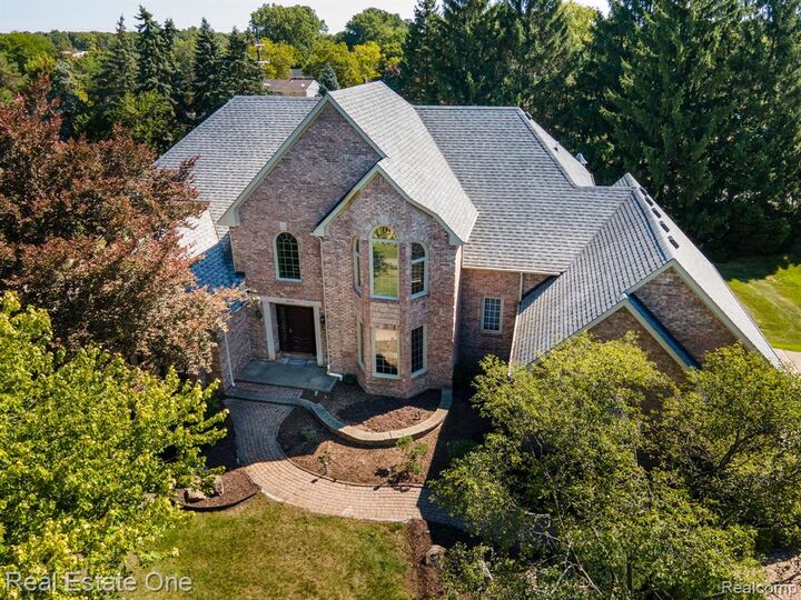 Property Photo: 2038 Haverford Drive MI 48098 5330