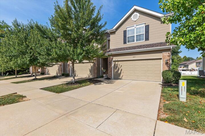 Property Photo:  1809 Hyland Green Drive  MO 63366 