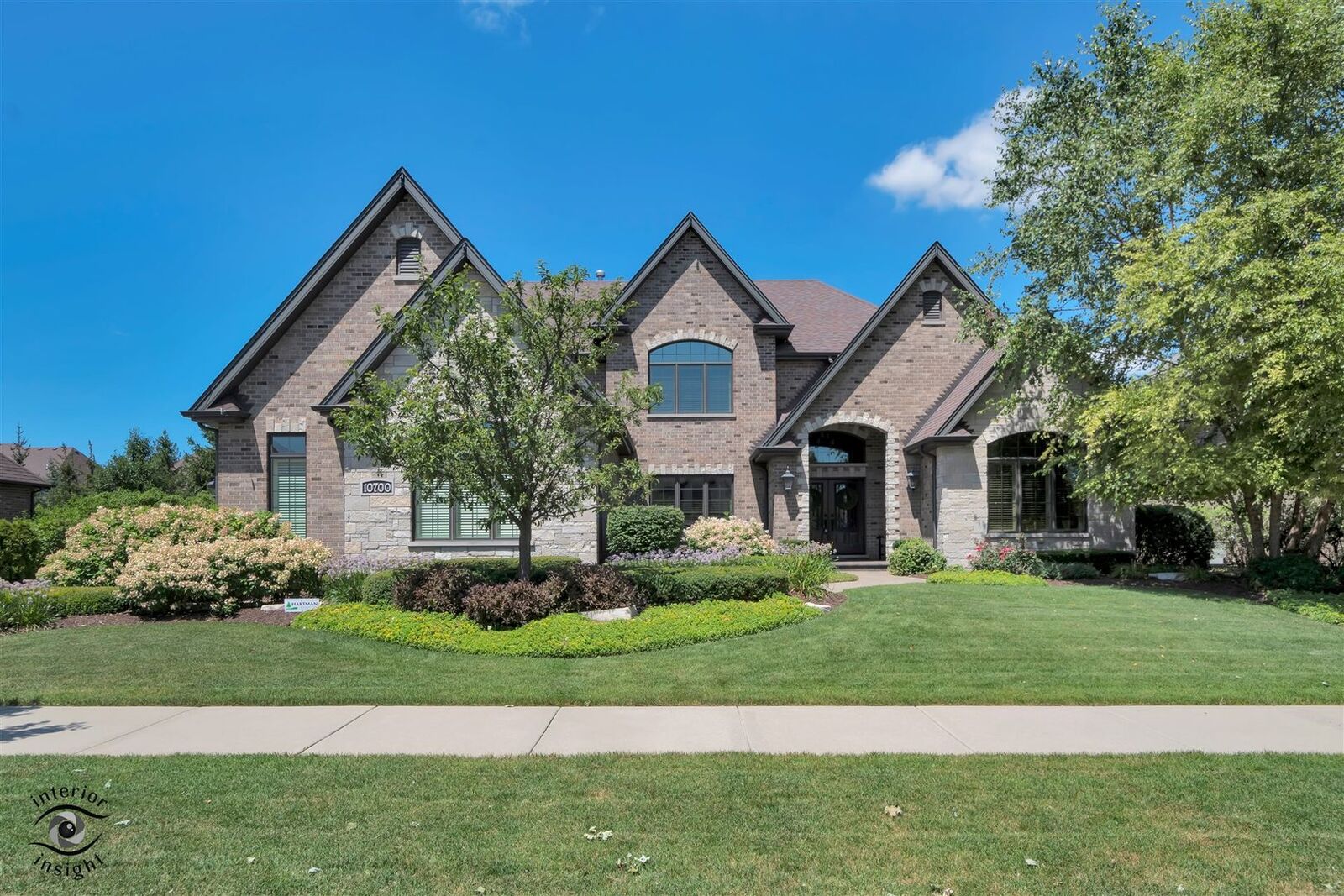 Property Photo:  10700 Millers Way  IL 60467 