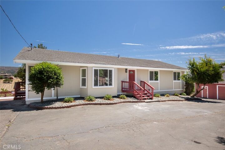 Property Photo:  1111 Hardman Avenue  CA 94558 