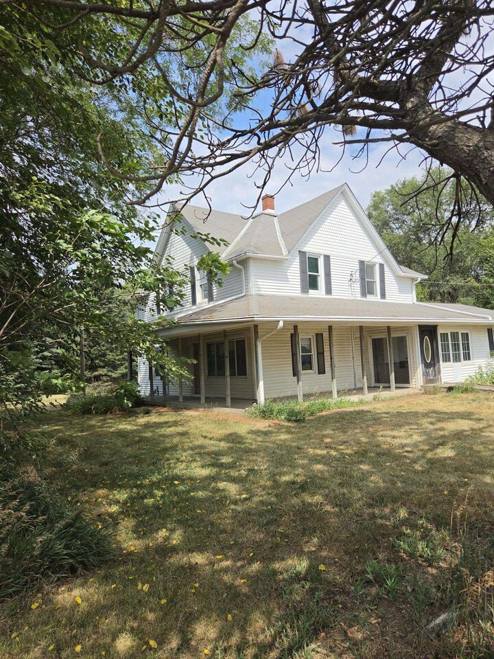 Property Photo:  134 K Road  NE 68791 