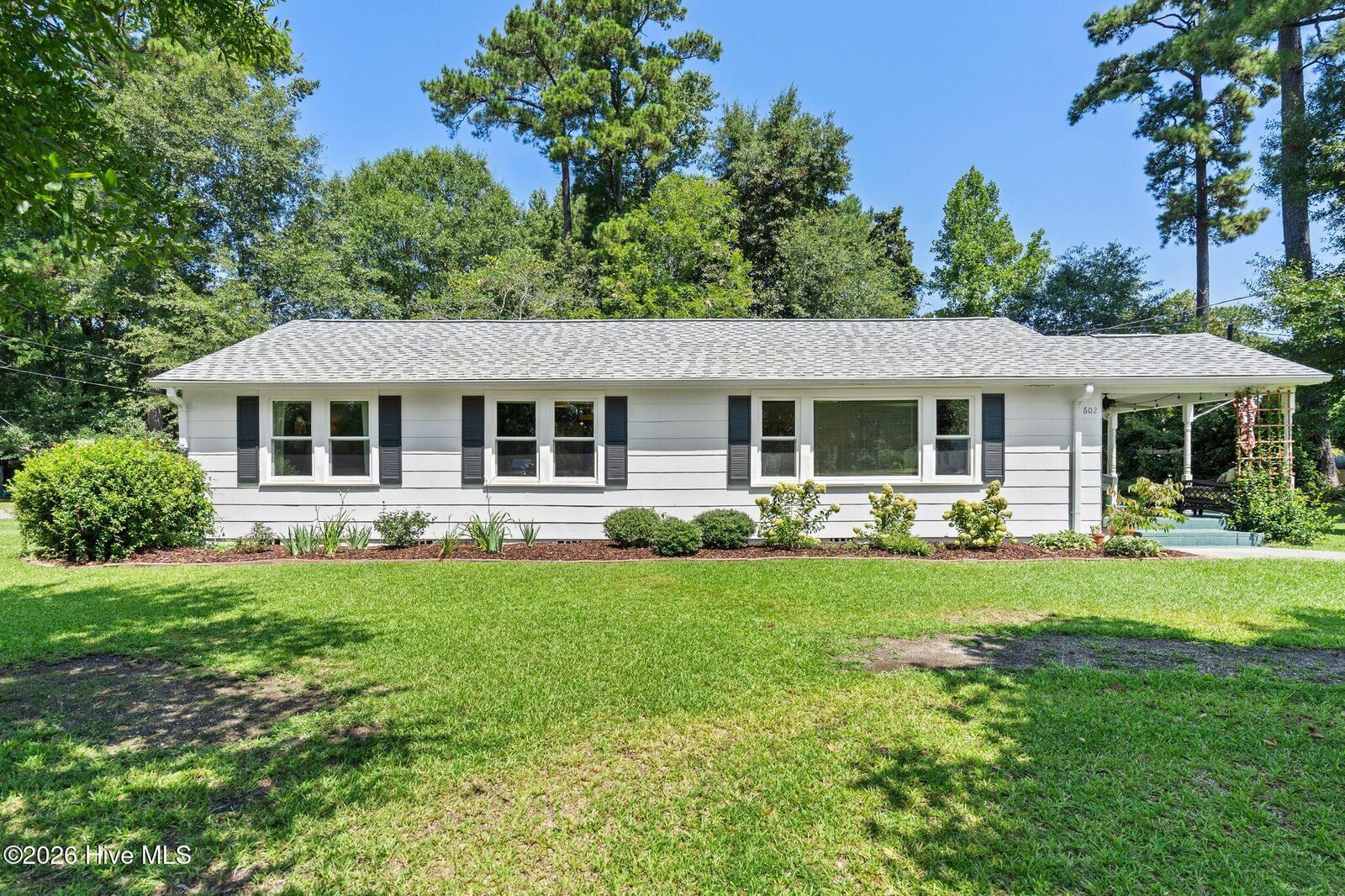Property Photo: 602 E Wilmington Street NC 28425