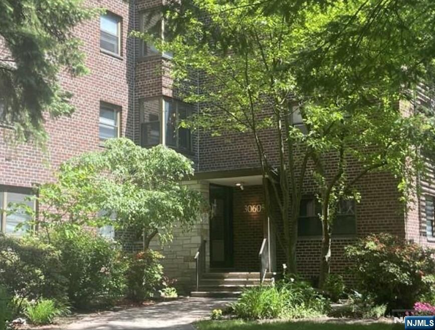 Property Photo: 3060 Edwin 1A NJ 07024