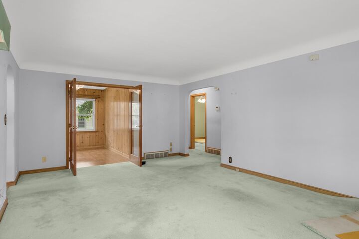 Property Photo:  1847 Fernwood Street  MN 55113 