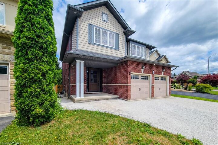 Property Photo: 8 Secinaro Avenue ON L9G 0C6