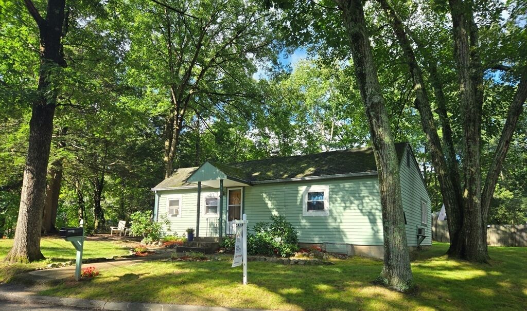 Property Photo:  13 Park Lane  MA 01778 