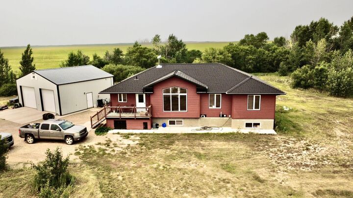 160 Acres South Of Oyen, Ab — photo 1