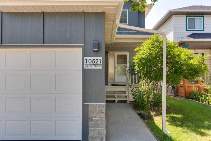 Property Photo: 10521 Hidden Valley Drive NW AB T3A 5W8