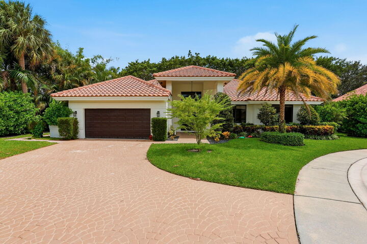 Property Photo:  2302 NW 66th Drive  FL 33496 