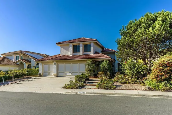 Property Photo:  8733 Elford Ct  CA 92129 