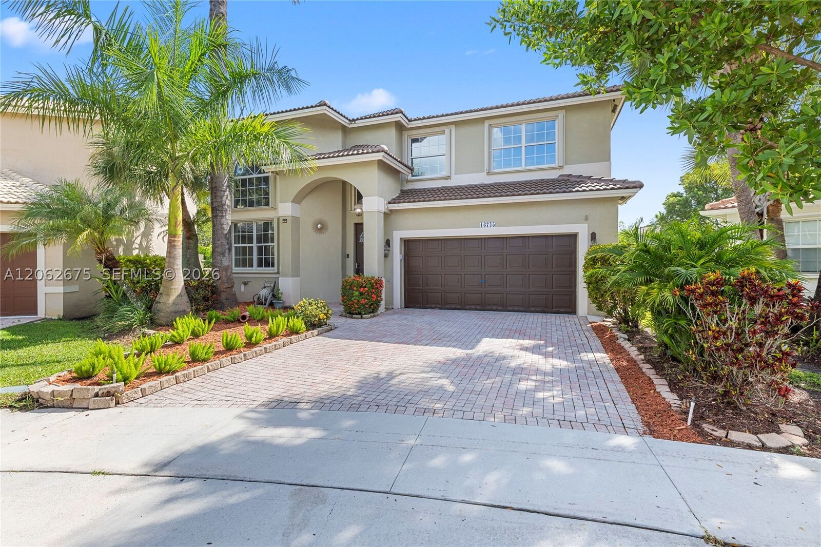Property Photo:  16745 NW 12th Ct  FL 33028 