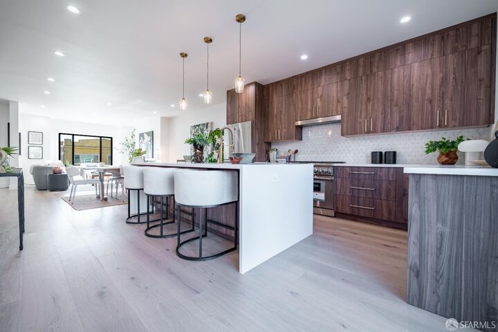 Property Photo: 622 19th Avenue CA 94121