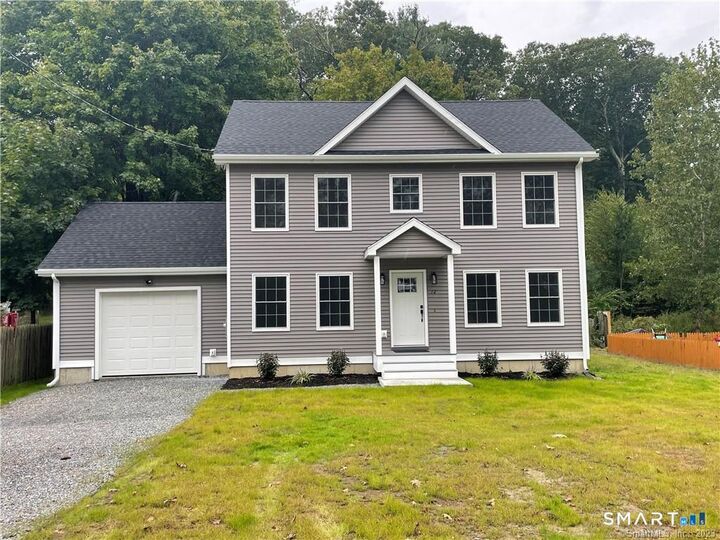 Property Photo:  12 Sleepy Hollow Pentway  CT 06335 