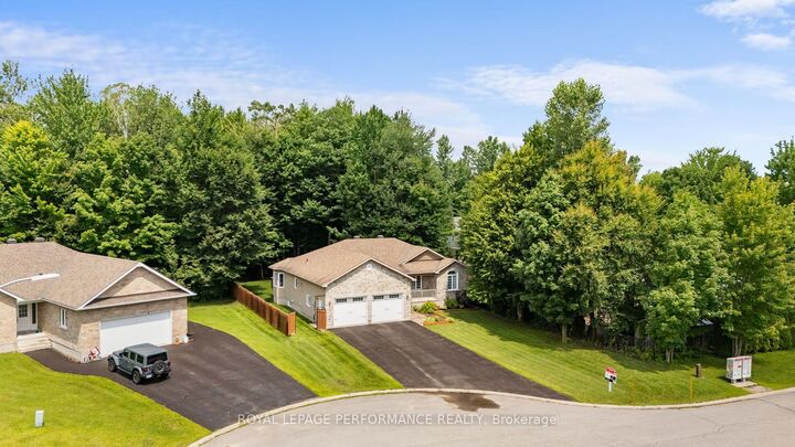 Property Photo: 115 Larose Lane ON K0A 1W0