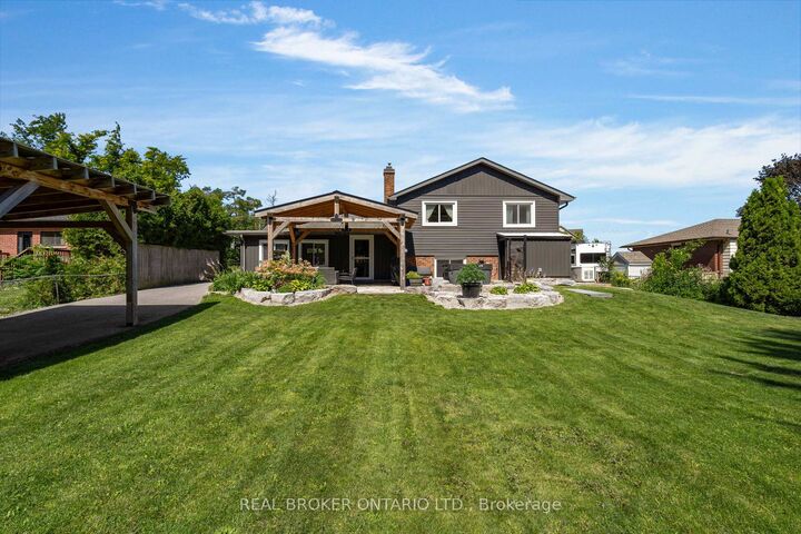 Property Photo: 975 Sunnidale Road ON L9X 0T6
