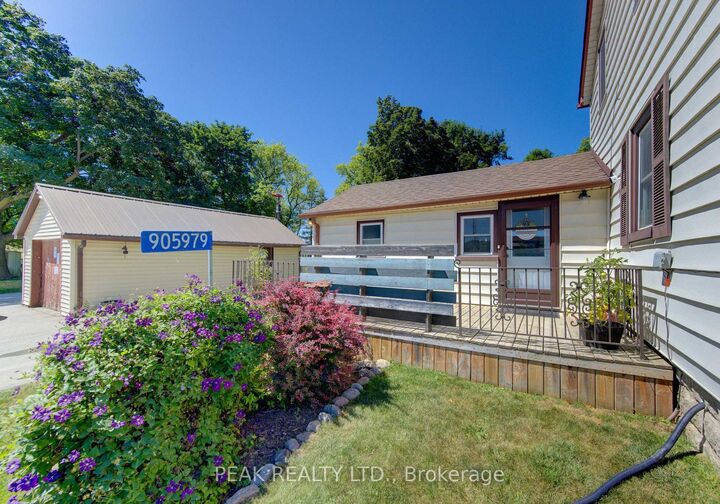 Property Photo:  905979 Township Road 12 Road  ON N0J 1B0 